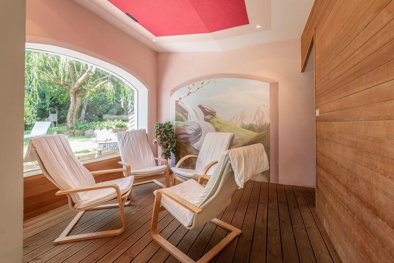 Hotel Latemar Castello-Molina di Fiemme Εξωτερικό φωτογραφία
